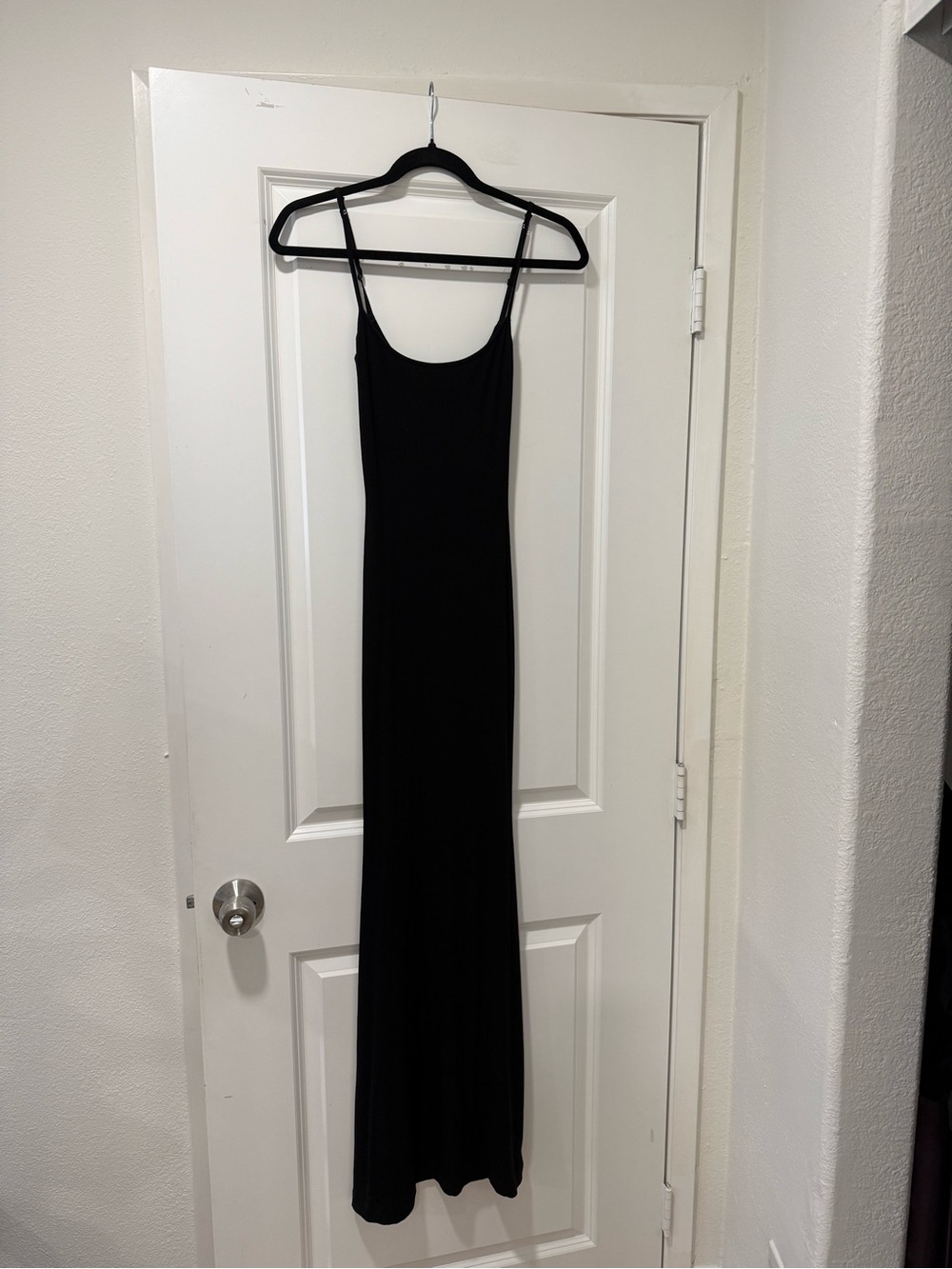 Skims Fits Everybody Dress in Onyx